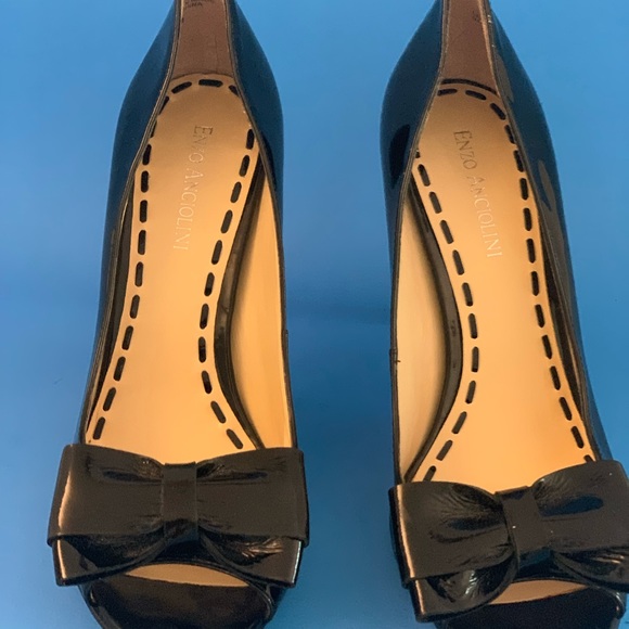 Enzo Angiolini Size 7 . 5 Black Peek a Boo with a Bow Pump - Picture 4 of 12